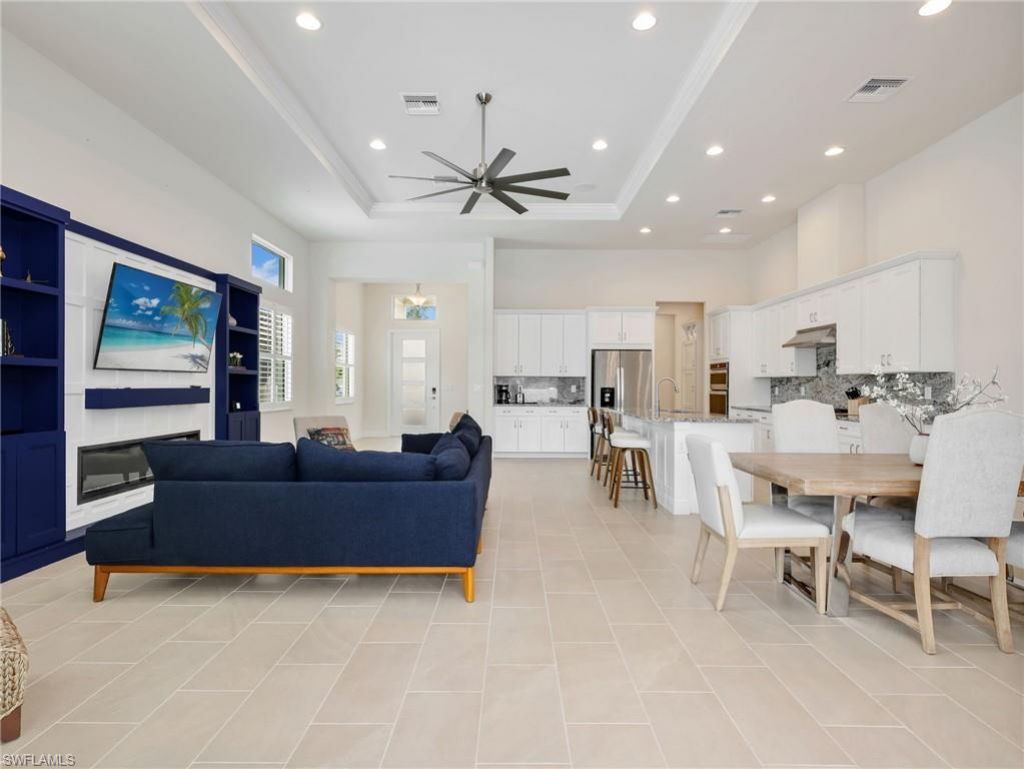 9288 Cayman Dr, Naples, FL 34114 Photo
