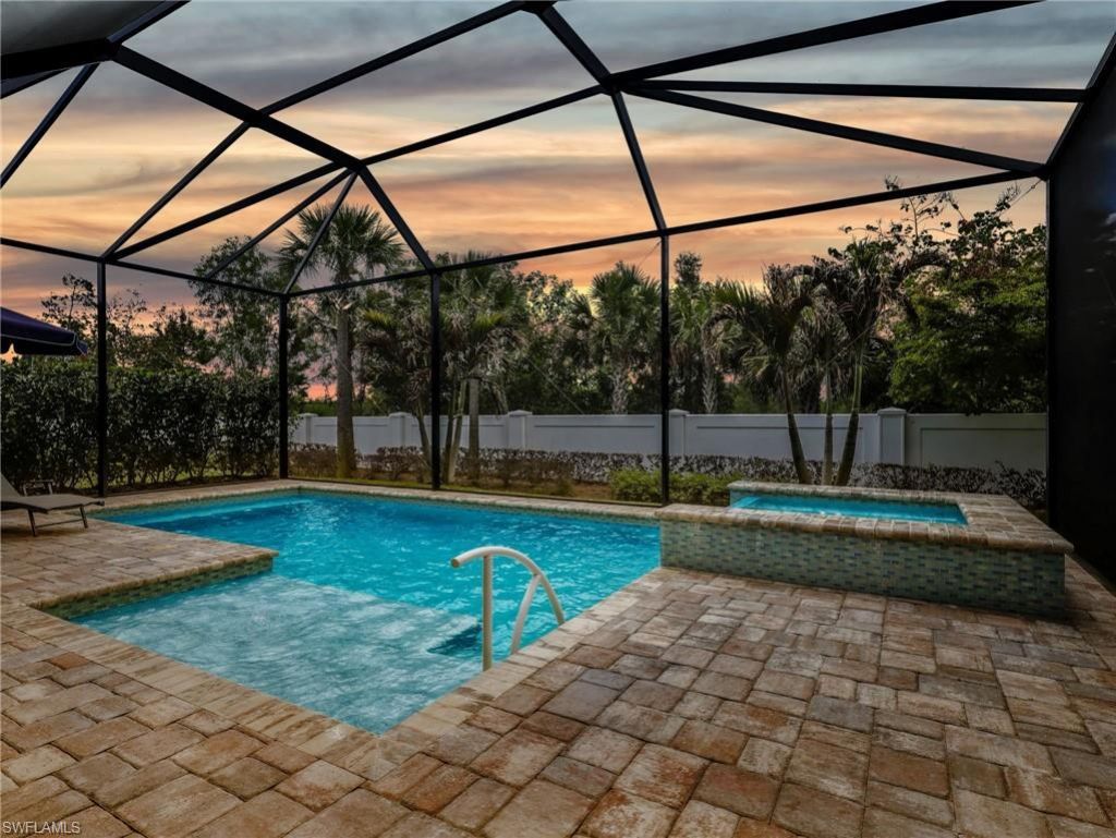 9288 Cayman Dr, Naples, FL 34114 Photo