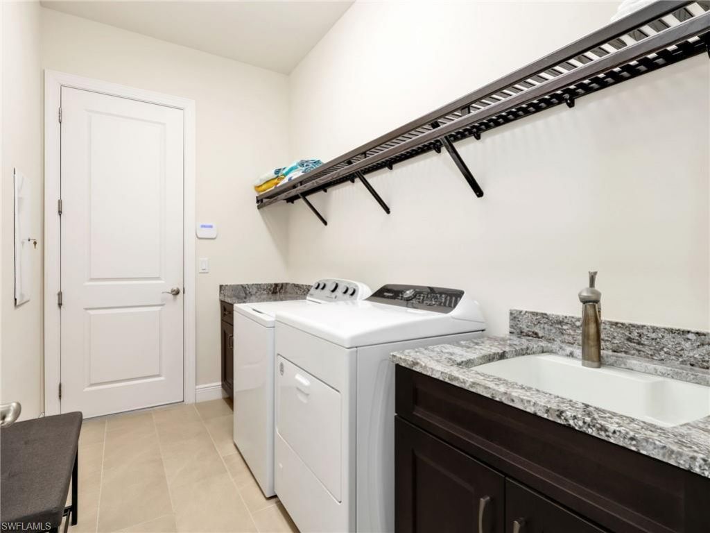 9288 Cayman Dr, Naples, FL 34114 Photo