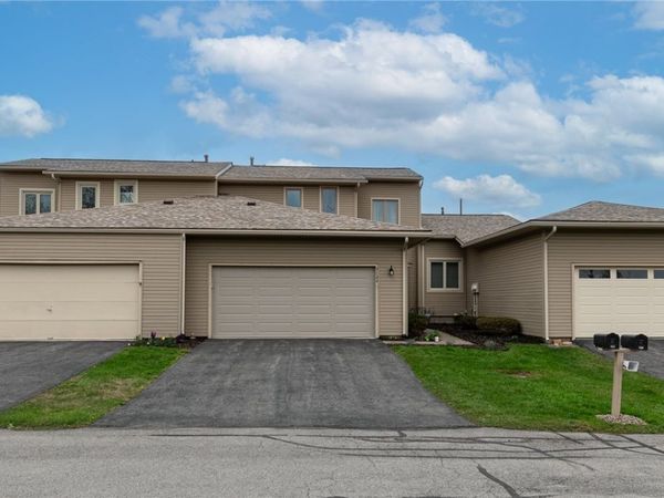 5124 Springbush Dr Drive, Canandaigua, NY 14424