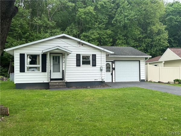 116 Waterbury Avenue, Whitesboro, NY 13492