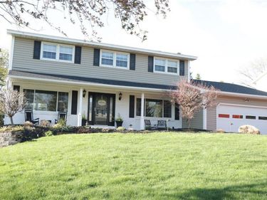 4901 Edgeworth Drive , Manlius, NY 13104