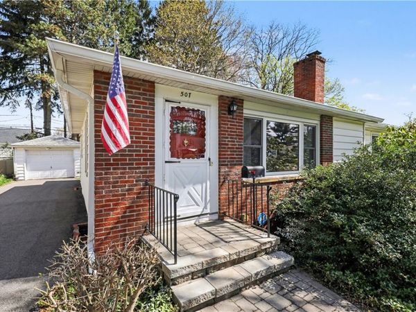 507 Beechwood Drive, East Rochester, NY 14445