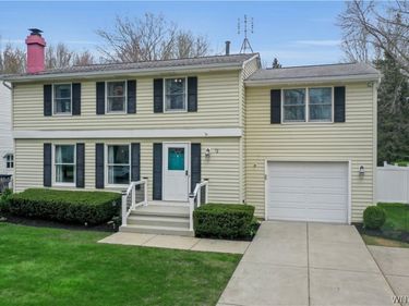 72 October Lane, Buffalo, NY 14228