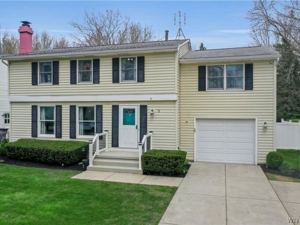 72 October Lane, Buffalo, NY 14228