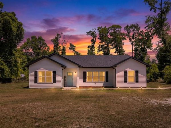 5231 NW 73rd St, Chiefland, FL 32626