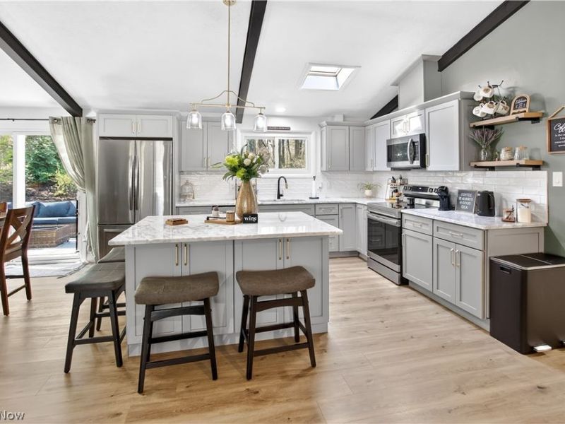 26 Sandy Hill Road , Sagamore Hills, OH 44067 Photo 6