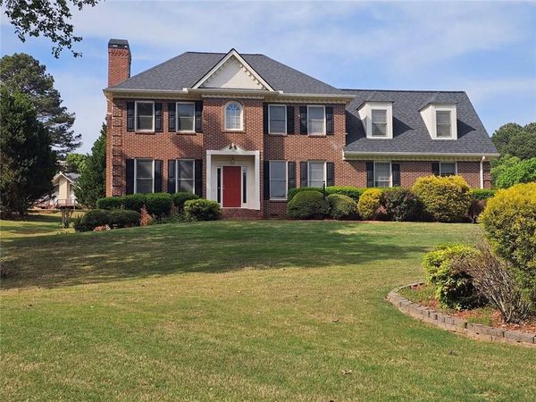 100 Acorn Ridge , Fayetteville, GA 30214