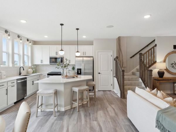 9265 Larimar Trail, Eden Prairie, MN 55347