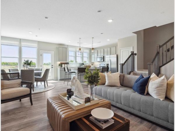 9265 Larimar Trail, Eden Prairie, MN 55347