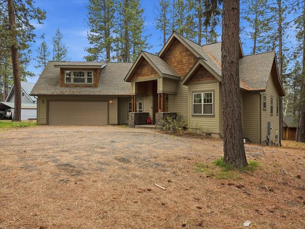 17179 Island Loop Way, Bend, OR 97707