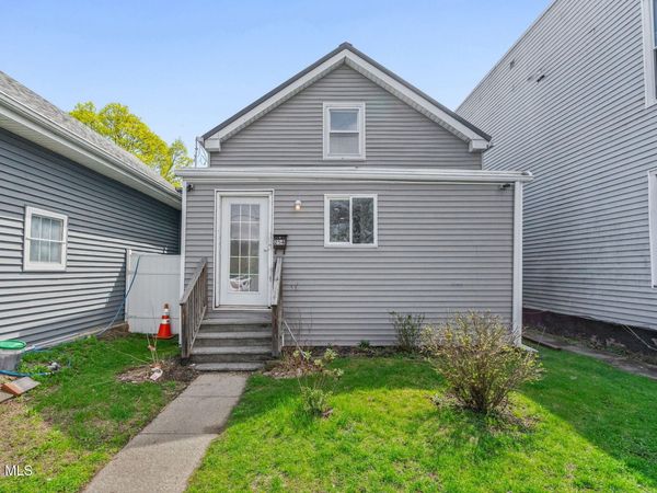 254 3rd Avenue, Troy, NY 12182