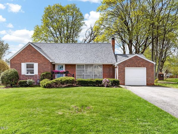 711 Riverside Avenue, Glenville, NY 12302