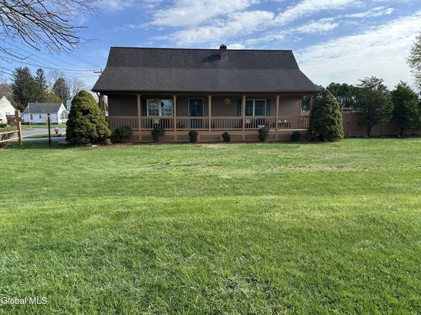 1825 Greenpoint Avenue, Rotterdam, NY 12303