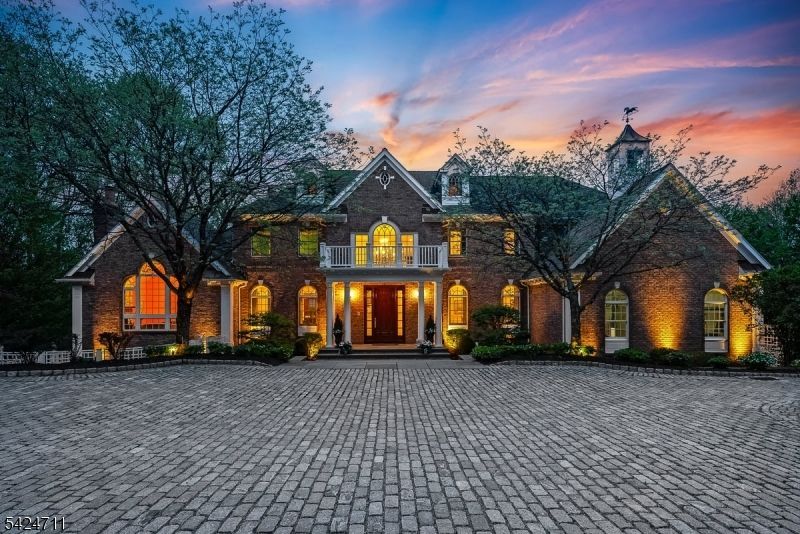 12 Beacon Hill Dr, Chester, NJ 07930 Main Photo