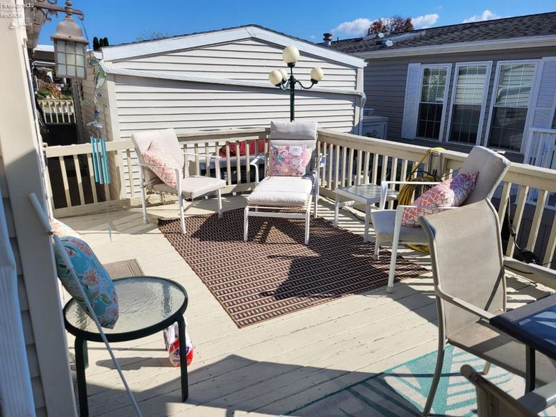 1640 N 1640 N Harbor Crossing Road, Unit 206, Marblehead, OH 43440 Photo 4