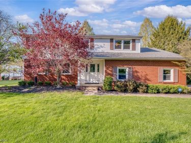 3020 Thunderbird Drive, Poland, OH 44514