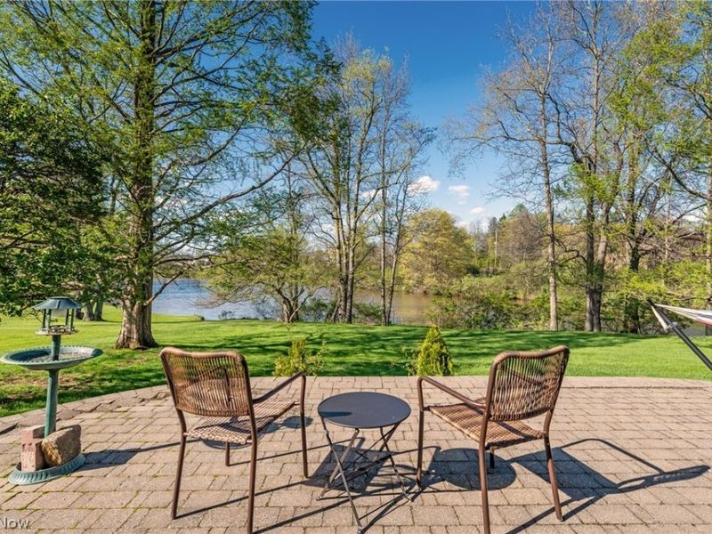 3020 Thunderbird Drive, Poland, OH 44514 Photo 5