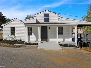 40 W BIRCH STREET , COATESVILLE, PA 19320