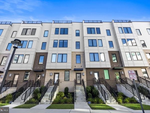 908 LAURENS ALLEY, KING OF PRUSSIA, PA 19406