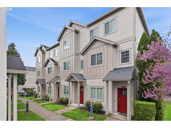 10308 SW HOLLYRIDGE LN, Beaverton, OR 97005