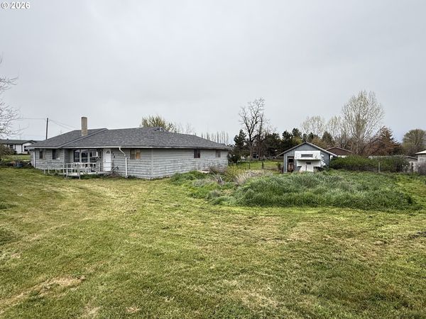 375 COLLEGE ST, Adams, OR 97810