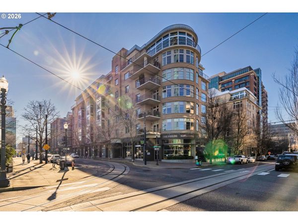 1133 NW 11TH AVE, Unit 207, Portland, OR 97209