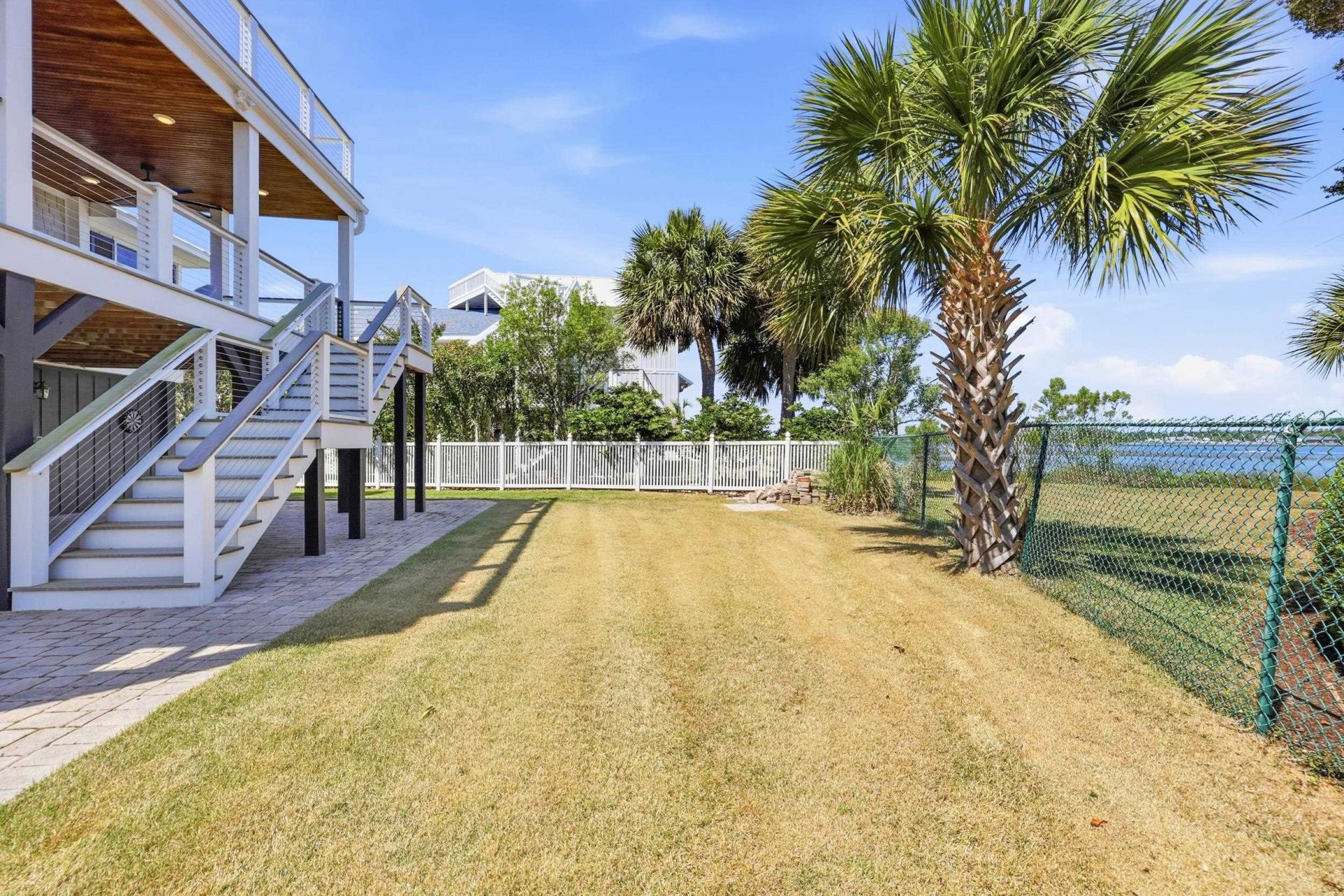 1607 Dolphin St. Photo 35