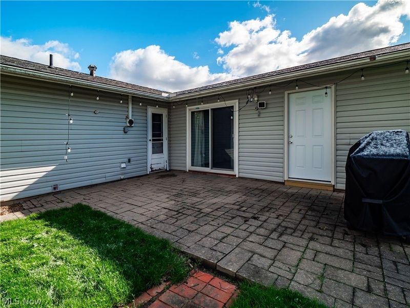 760 Trotter Lane , Berea, OH 44017 Photo 2