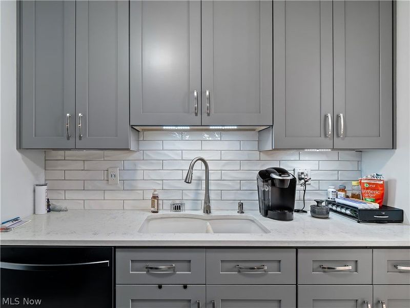 760 Trotter Lane , Berea, OH 44017 Photo 9