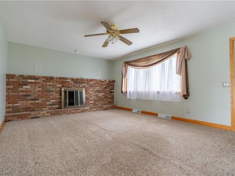 3804 Psolla Street NE, Canton, OH 44721 Photo 2