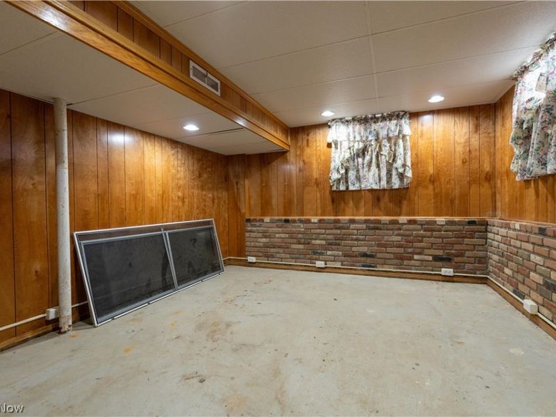 3804 Psolla Street NE, Canton, OH 44721 Photo 24