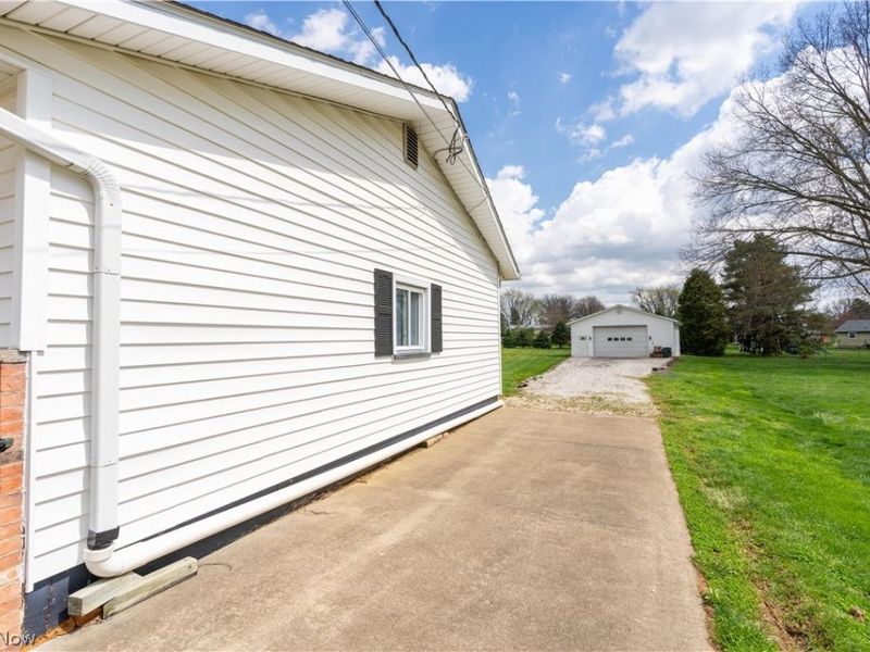 3804 Psolla Street NE, Canton, OH 44721 Photo 27