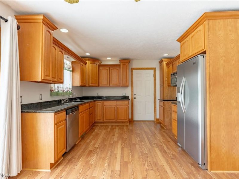 3804 Psolla Street NE, Canton, OH 44721 Photo 7