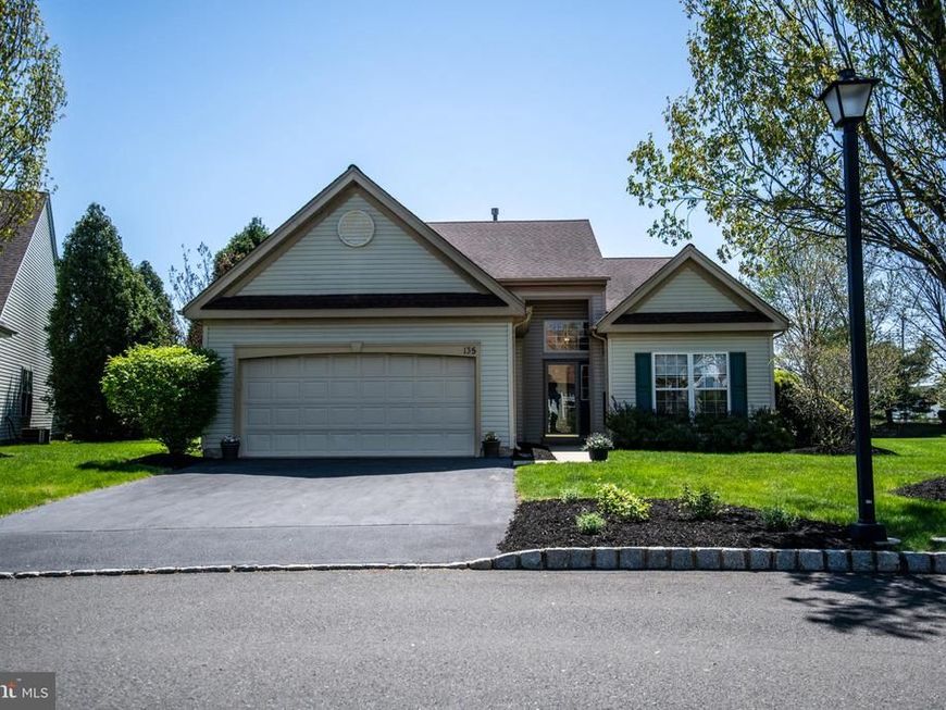 135 S Founders Court, Warrington, PA 18976 Main Photo