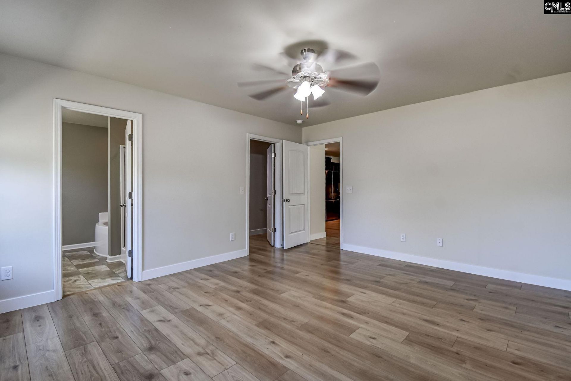 325 Harvester Loop  Photo 11