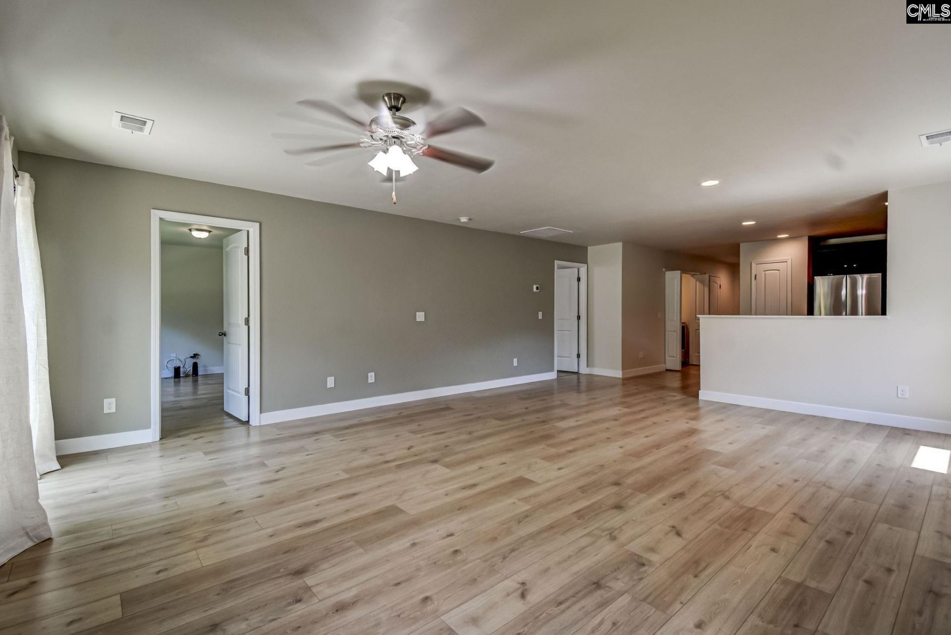 325 Harvester Loop  Photo 14