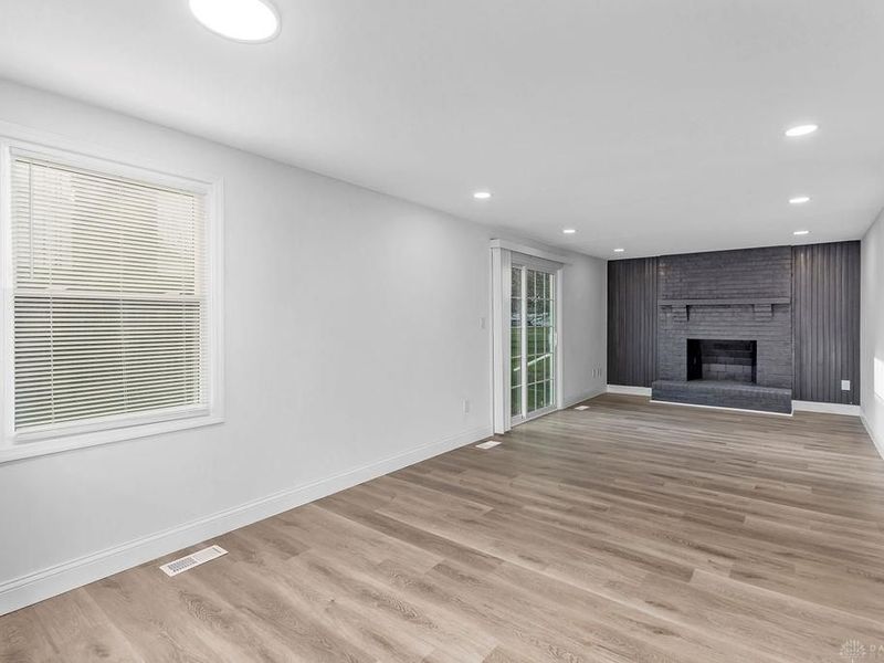 6701 Galaxie Drive, Dayton, OH 45415 Photo 14