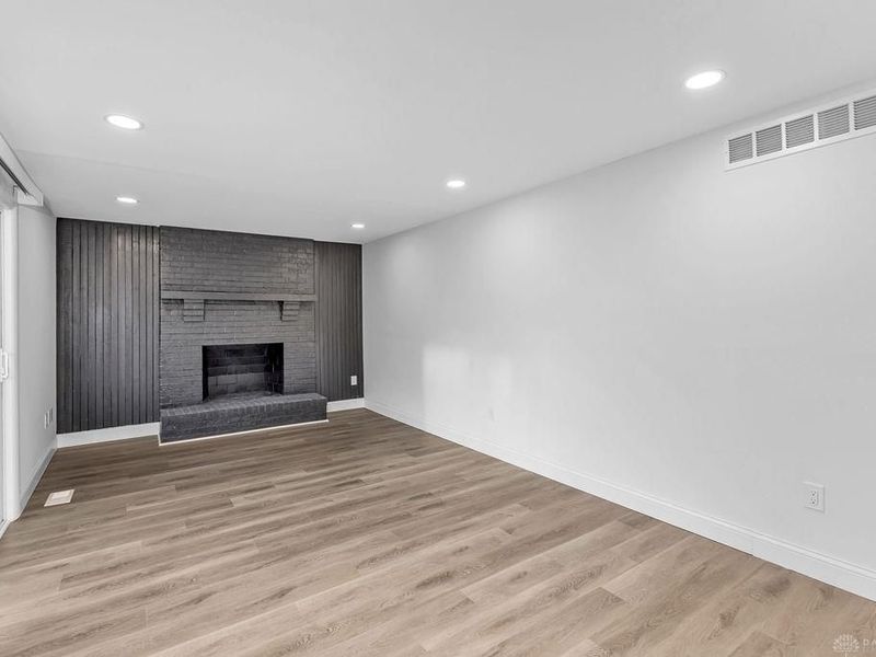 6701 Galaxie Drive, Dayton, OH 45415 Photo 15