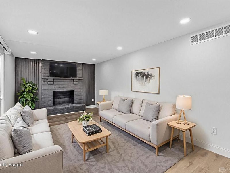 6701 Galaxie Drive, Dayton, OH 45415 Photo 17