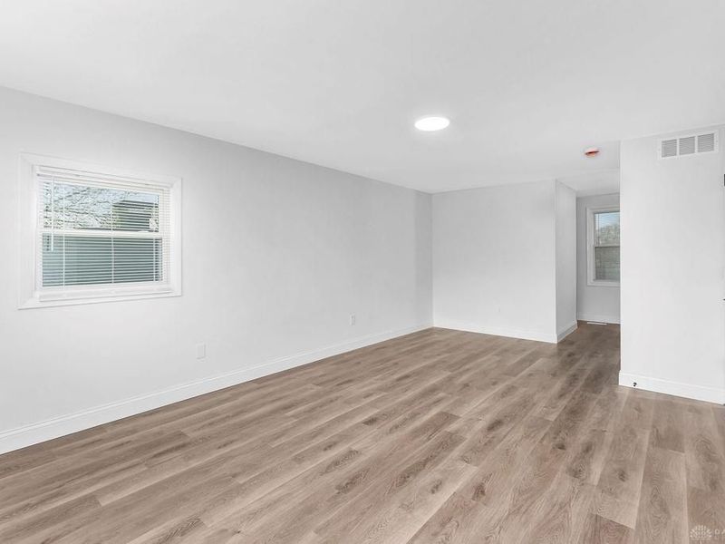 6701 Galaxie Drive, Dayton, OH 45415 Photo 25