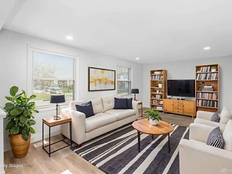 6701 Galaxie Drive, Dayton, OH 45415 Photo 4