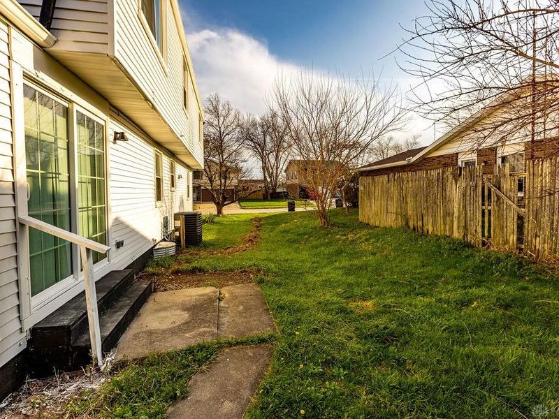 6701 Galaxie Drive, Dayton, OH 45415 Photo 41