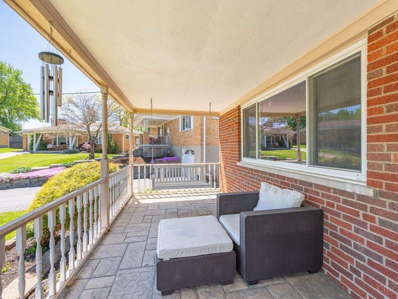 2853 Welge Lane, Cincinnati, OH 45248 Photo 4