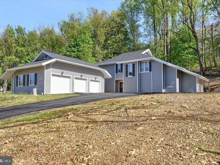 92 S Sweet Arrow Lake Road, Pine Grove, PA 17963 Main Photo