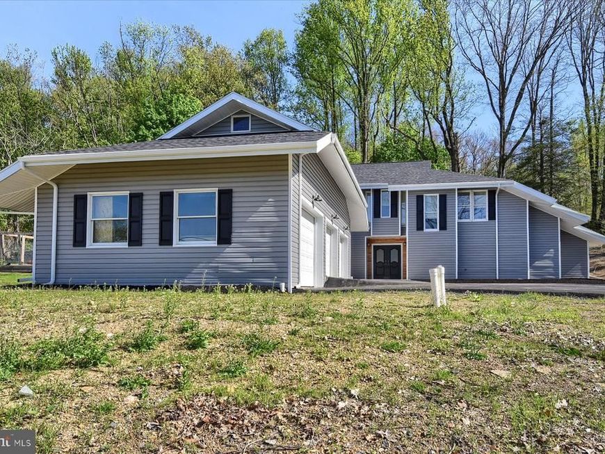 92 S Sweet Arrow Lake Road, Pine Grove, PA 17963 Main Photo