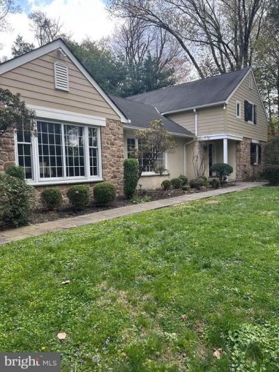 904 ANDORRA ROAD, LAFAYETTE HILL, PA 19444