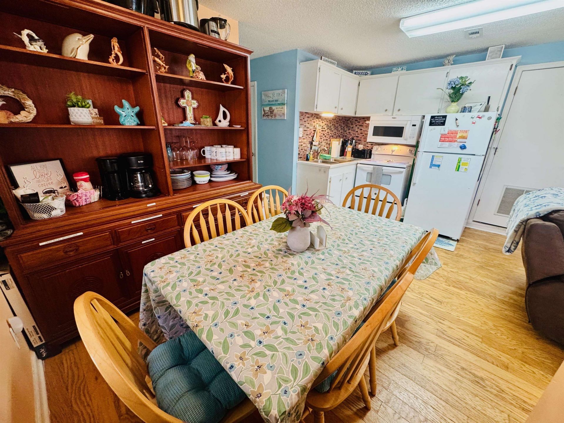 6001 - 5723 S Kings Hwy.  Photo 19