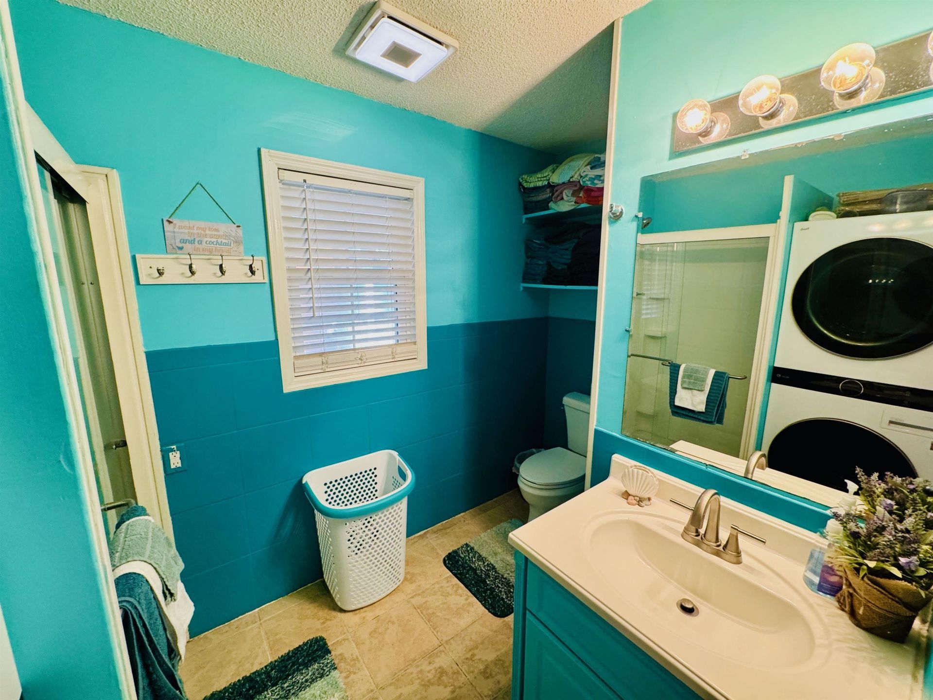 6001 - 5723 S Kings Hwy.  Photo 26