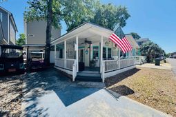 6001 - 5723 S Kings Hwy.  photo 4